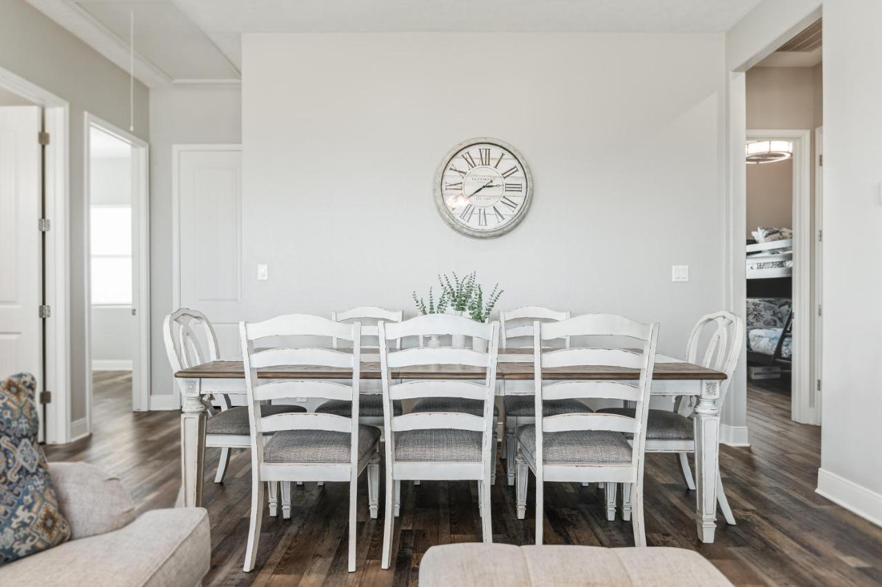 Stylish 4Br Crystal Beach Retreat Walk To Beach Bolivar Peninsula ภายนอก รูปภาพ
