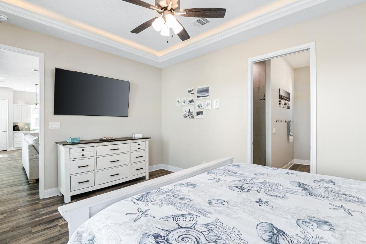 Stylish 4Br Crystal Beach Retreat Walk To Beach Bolivar Peninsula ภายนอก รูปภาพ