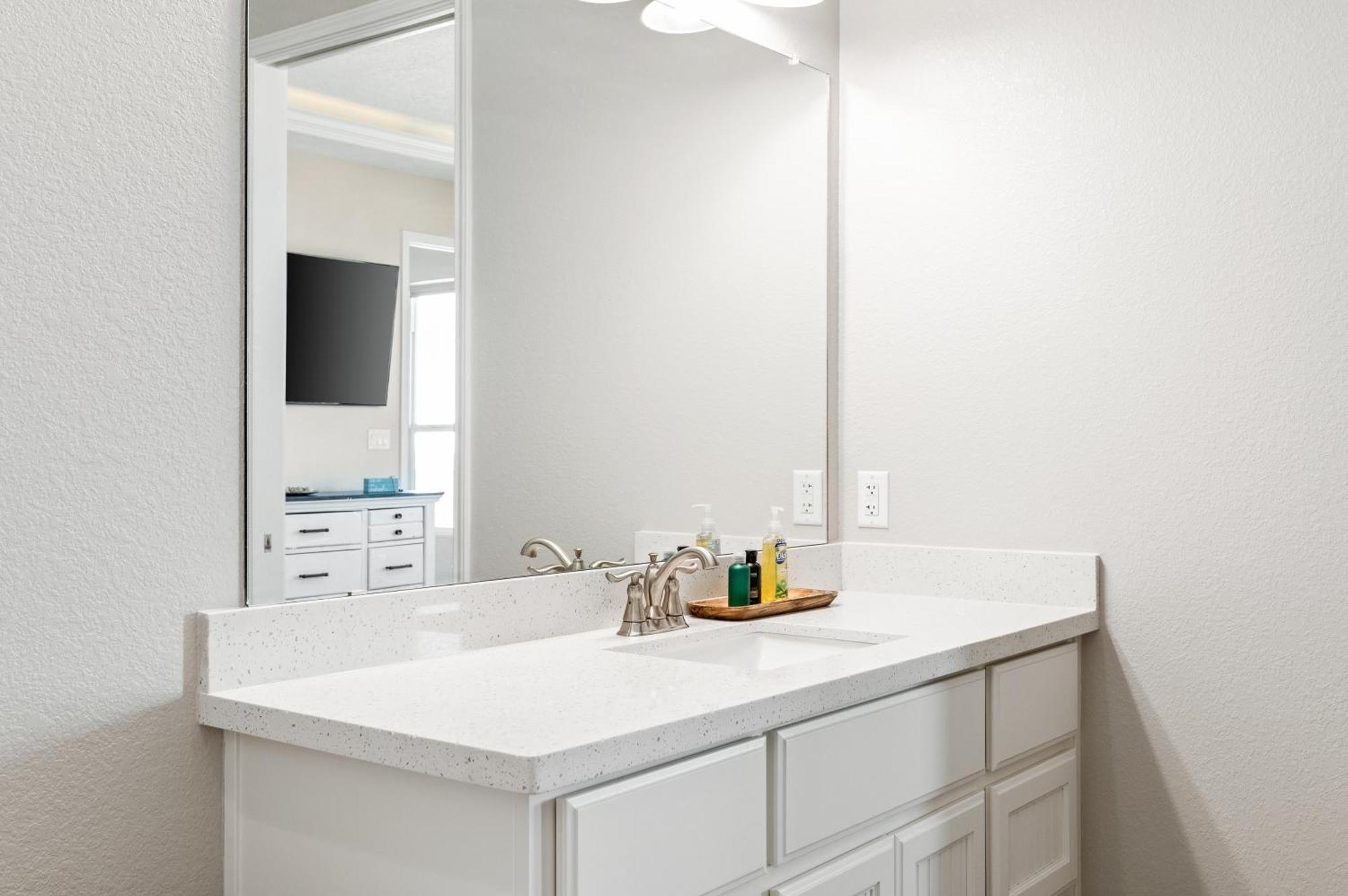Stylish 4Br Crystal Beach Retreat Walk To Beach Bolivar Peninsula ภายนอก รูปภาพ