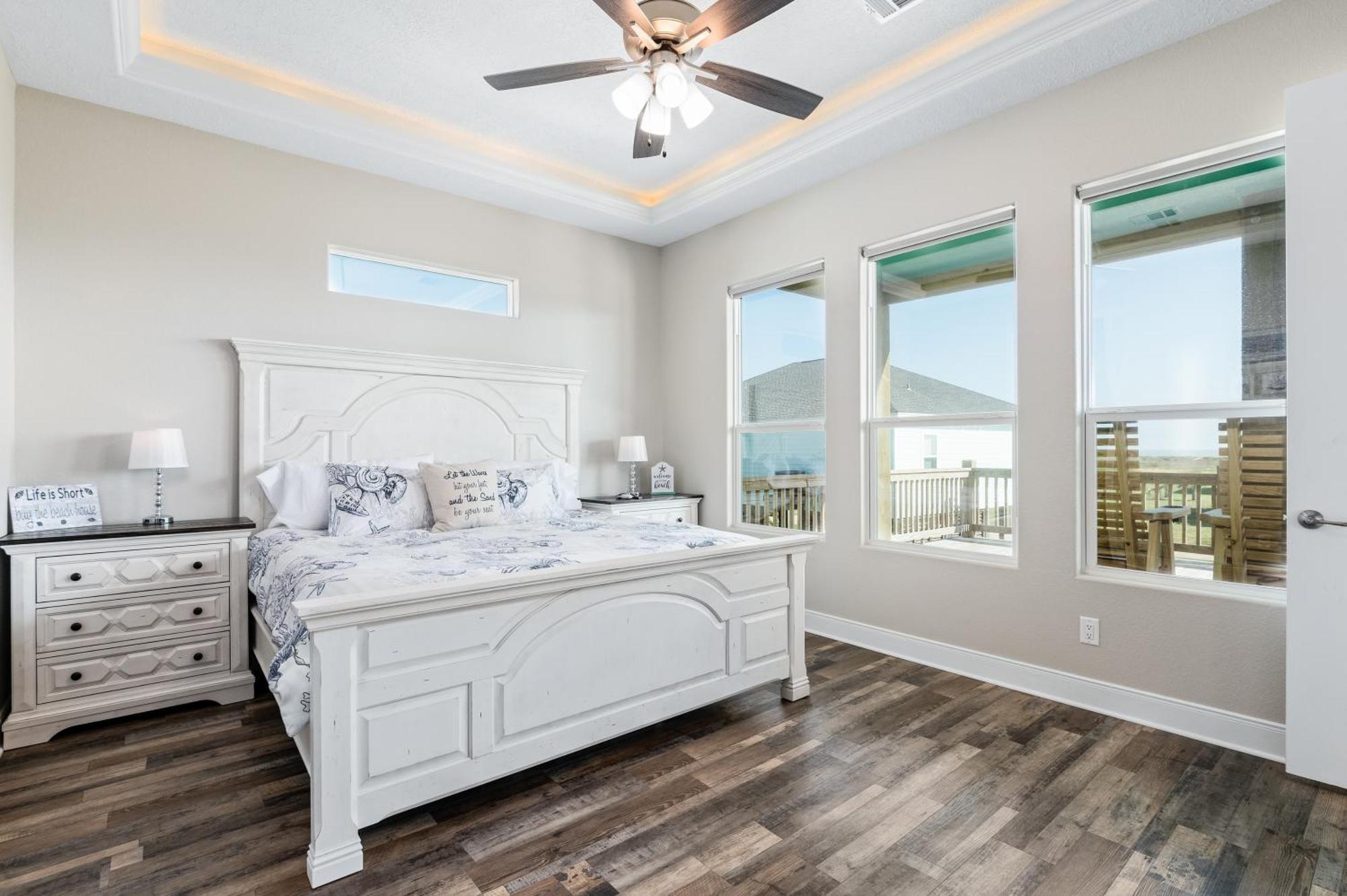Stylish 4Br Crystal Beach Retreat Walk To Beach Bolivar Peninsula ภายนอก รูปภาพ