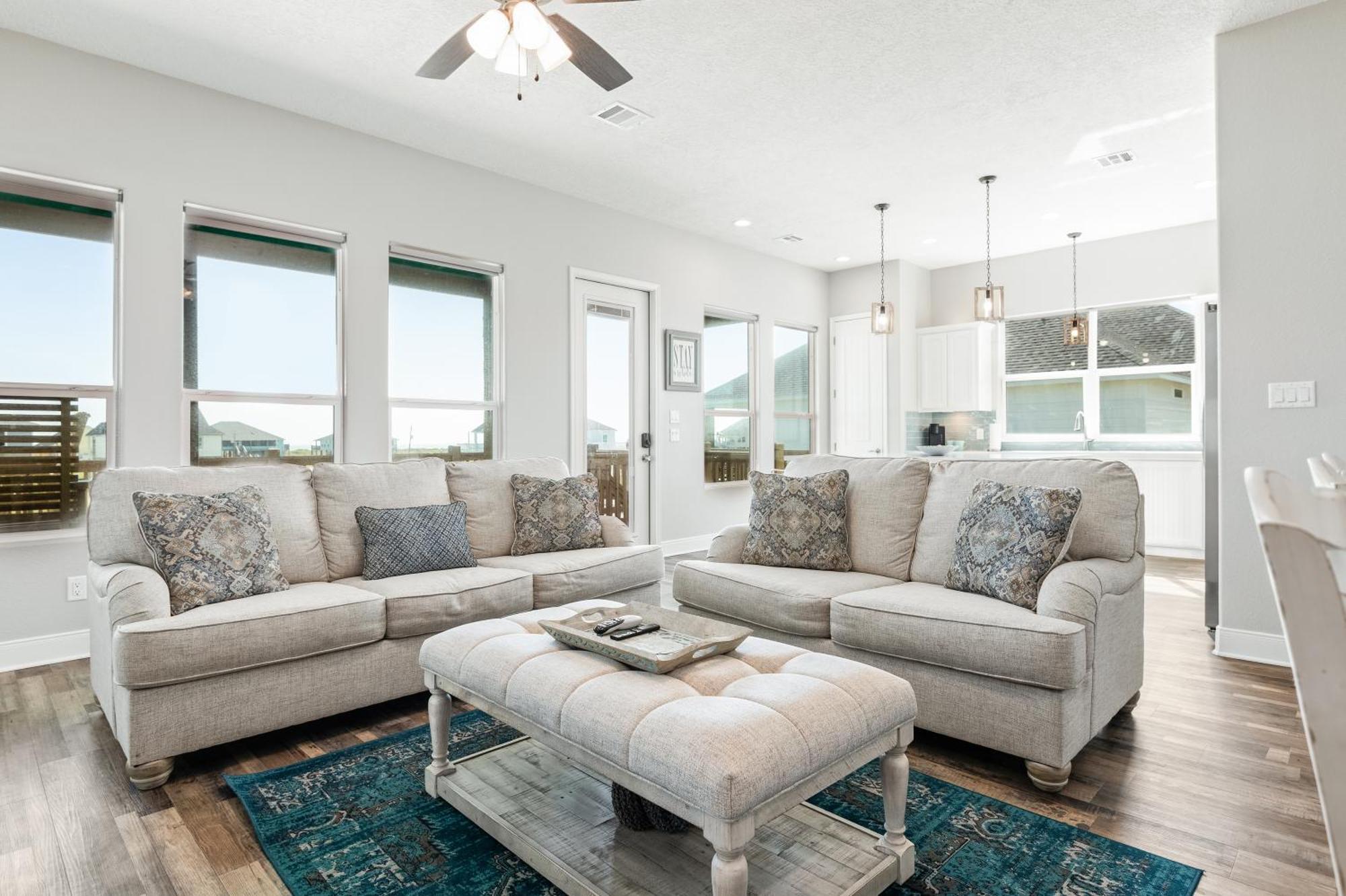 Stylish 4Br Crystal Beach Retreat Walk To Beach Bolivar Peninsula ภายนอก รูปภาพ